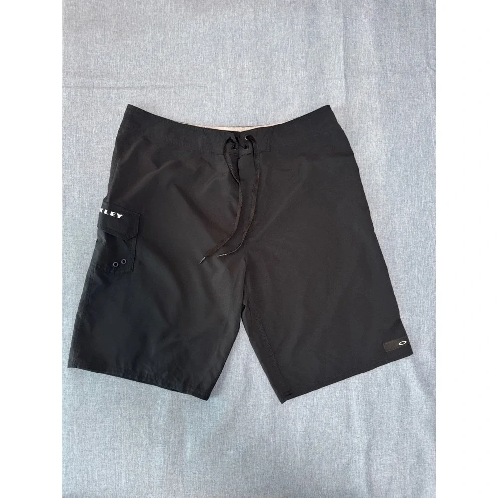Oakley Kana 21 Mens Board Shorts Black Cargo Pocket Swim Trunks Regular Fit  38